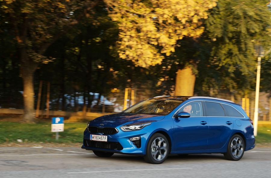  Kia Ceed Sportswagon 2018 года  (WW) (фото 7 из 47)